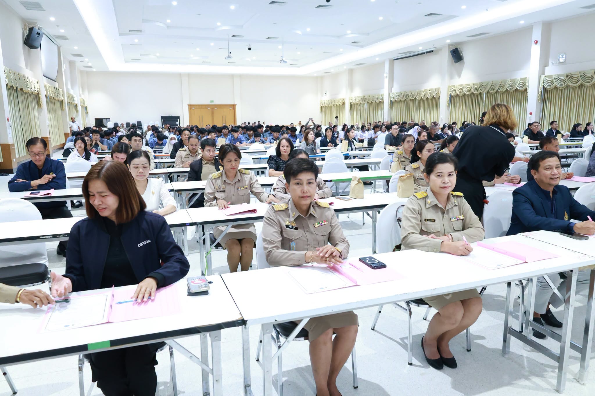 297.4
